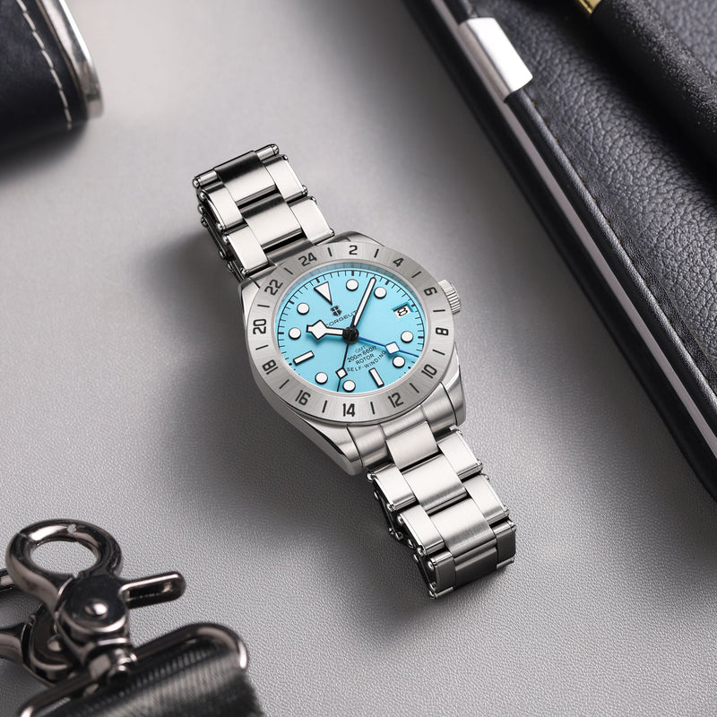 Corgeut Explorer design Automatic Watches With Date 6005